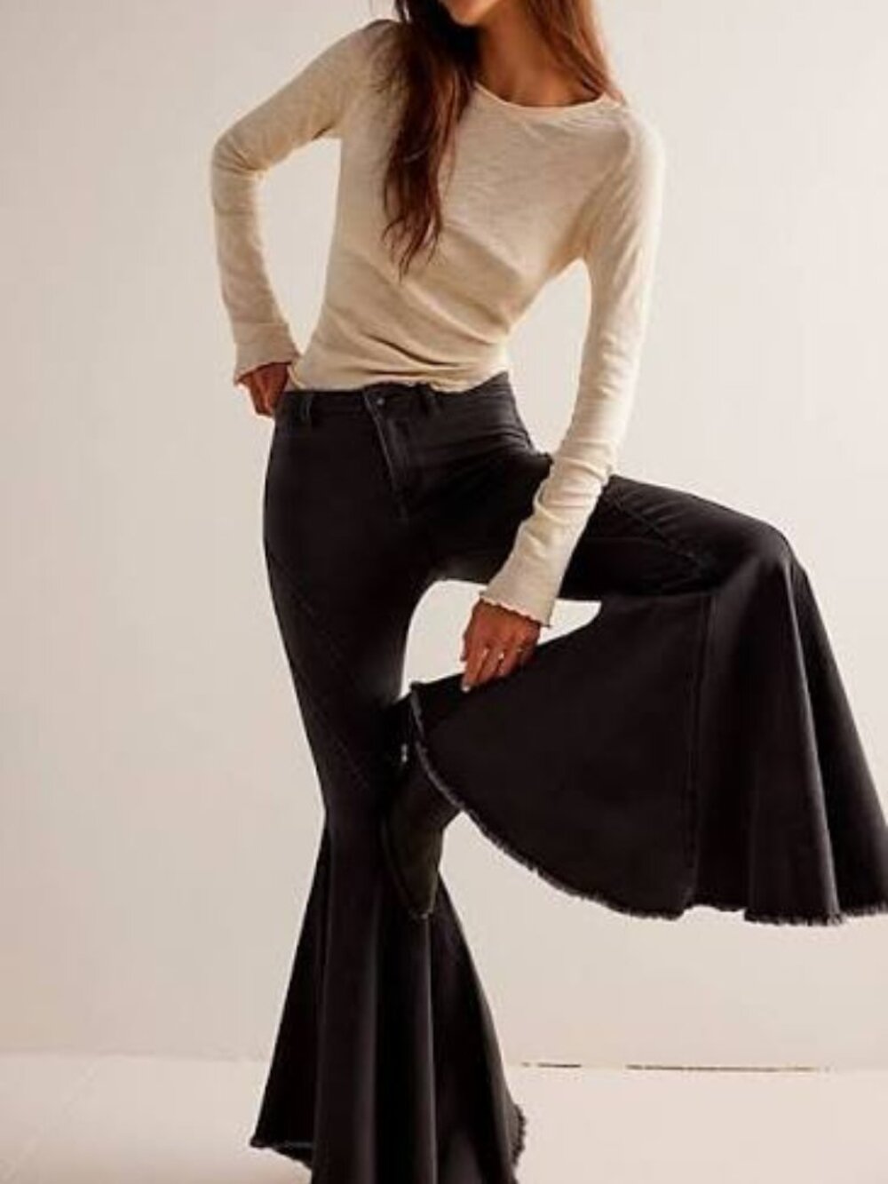 NWT Free People Charcoal Twirl On Crop Flare Jeans Size 29